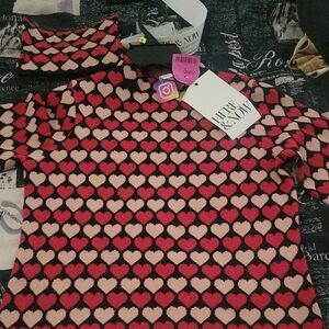 Women's Heart Pattern Turtleneck Sweater - Red and Pink
